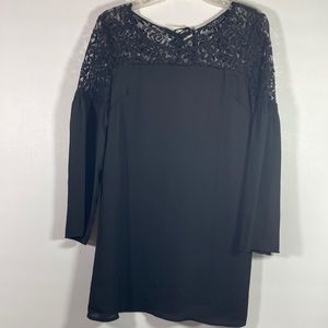 TCEC Long Bell Sleeve Embroiled Yolk Tie Opening Top Size L